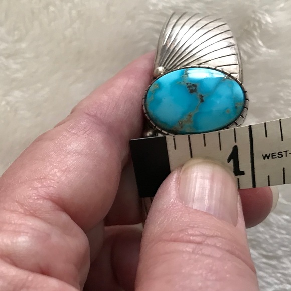 Navajo Native American Kingman Turquoise Cuff - Picture 2 of 9